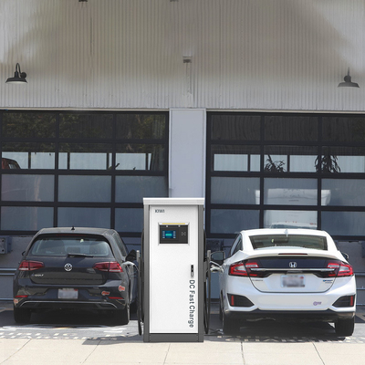Hotel Parking Pengisi daya mobil listrik 120KW CCS ke GBT Quick Charge dengan perlindungan IP54