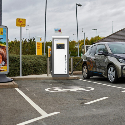 Stasiun Pengisian Baterai Listrik Berkualitas Terbaik 1000V Mobil EV DC 60KW dengan 0 -100A Output Current