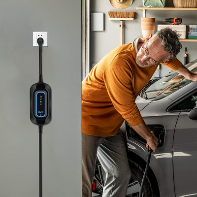 16A Output Current SAE J1772 Connector EV Charging Station untuk Tesla Model 3.5KW 7KW