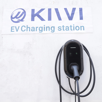 Stasiun pengisian Wifi kendaraan listrik 7kw dengan deteksi isolasi dan koneksi tipe 2