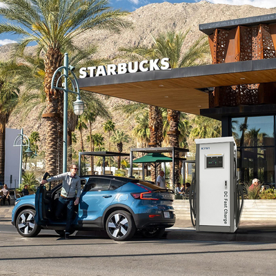 RS485 Deteksi Suhu Sambungan 60KW DC EV Charger untuk BMW iX3 Tipe 2 Charging Stack