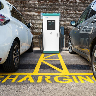 Pengisi Daya Cepat 240KW DC Output Saat Ini 60kw CCS Chademo EV Ocpp16.j Pengisi Daya Cepat Pistol Ganda