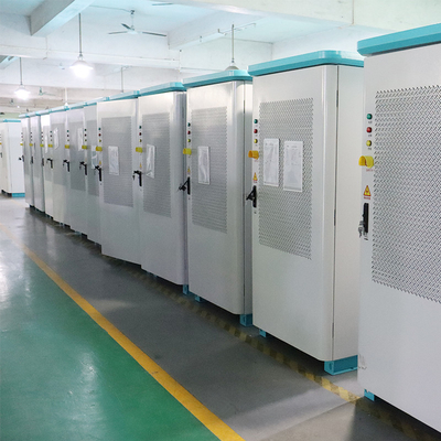 CCS/CHAdeMO/Tesla OCCP 1.6 Pengisi daya EV DC 120KW yang kompatibel dengan tegangan output 150V-1000V
