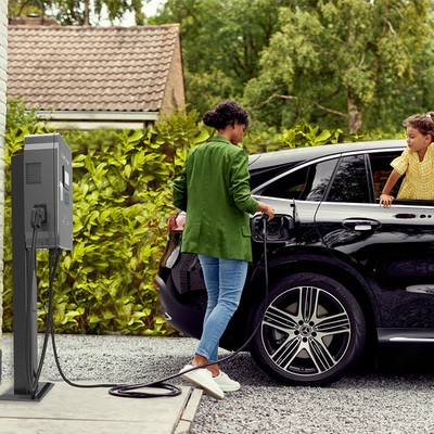 Supermarket Parkir Energi Mobil Pengisian Tumpukan CCS 40kW Hyundai Ioniq 5 Pengisi