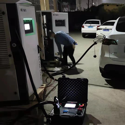 120kw 3 Phase Electric Car Power Fast Charging Station Chademo CCS1 CCS Tipe 2 Cepat DC EV Pengisi daya